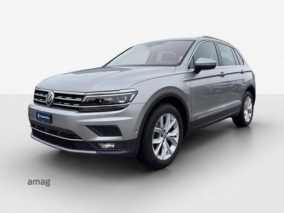 Gebraucht VW Tiguan Highline 220 PS (161 kW) 2019 Tungsten silver metallic SUV