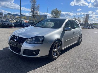 VW Golf V