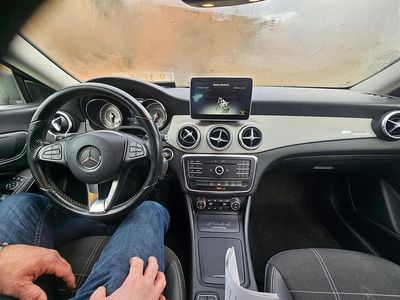 Gebraucht 2016 Mercedes CLA180 Shooting Brake AMG line Kombi | CHF 11’500