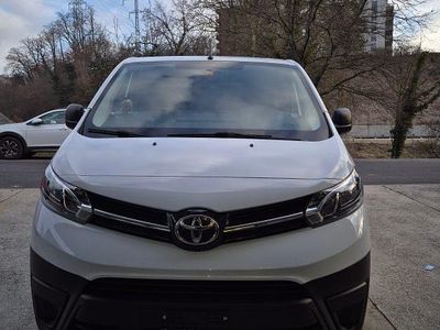 Gebraucht 2023 Toyota Proace Verso Comfort Kombi | CHF 35’500 (Fairer Preis)