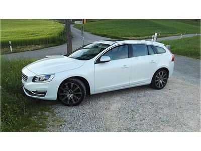 Gebraucht 2017 Volvo V60 Summum Kombi | CHF 18’000
