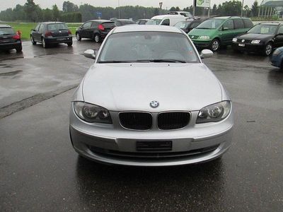 Gebraucht BMW 118 Advantage 143 PS (105 kW) 2008 Silber, met. Kleinwagen