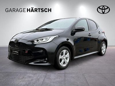 Schwarz Gebraucht 2023 Toyota Yaris Hybrid Sport Limousine | CHF 26’990 (Etwas zu teuer)