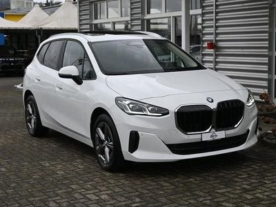 Gebraucht BMW 223 Active Tourer Performance 197 PS (144 kW) 2023 Van / Kleinbus