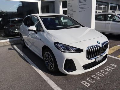 Gebraucht BMW 225 Active Tourer M Sport 245 PS (180 kW) 2022 Van / Kleinbus