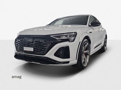 Weiss Gebraucht 2023 Audi SQ8 Sportback e-tron Comfort SUV | CHF 87’900