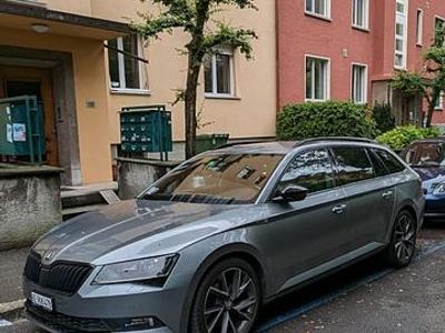 Gebraucht Skoda Superb SportlinePlus 190 PS (139 kW) 2018 Kombi
