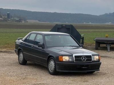 Gebraucht Mercedes 190 122 PS (89 kW) 1985 Limousine