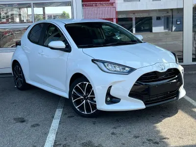 Neu (2026) Toyota Yaris Trend 116 PS | Seltenes Fahrzeug