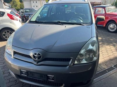 Gebraucht 2004 Toyota Corolla Verso Terra Van / Kleinbus | CHF 2’100 (Fairer Preis)