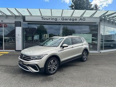Weiss Gebraucht 2024 VW Tiguan Allspace Elegance SUV | CHF 39’400 (Fairer Preis)