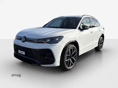 Neu VW Tiguan R-line 204 PS (150 kW) 2026 Pure white uni SUV