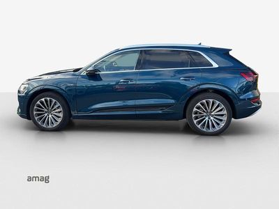 Galaxisblau metallic Gebraucht 2020 Audi e-tron Advanced SUV | CHF 34’901 (Fairer Preis)