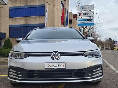 Gebraucht VW Golf VII Life 150 PS (110 kW) 2021 Kleinwagen