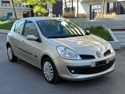Gebraucht 2006 Renault Clio II | CHF 4’900 (Teuer)