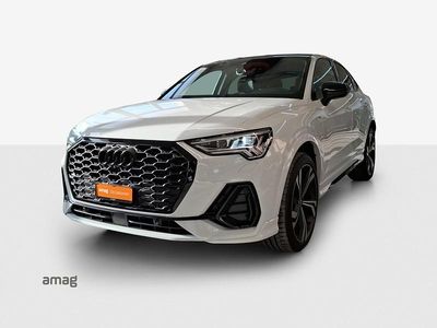 Gletscherweiss metallic Gebraucht 2023 Audi Q3 Sportback Attraction SUV | CHF 42’460 (Etwas zu teuer)