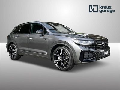 Grau Gebraucht 2024 VW Touareg R-line SUV | CHF 98’899