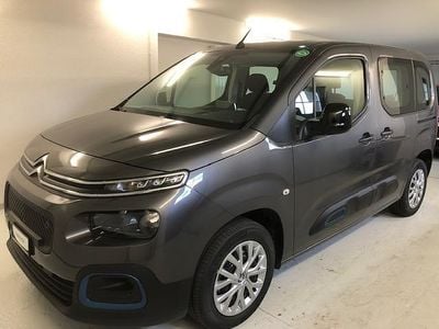 Grau Gebraucht 2023 Citroën Berlingo Feel Van / Kleinbus | CHF 33’900