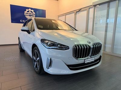 Weiss Gebraucht 2022 BMW 218 Active Tourer Luxury Line Van / Kleinbus | CHF 25’500 (Etwas zu teuer)