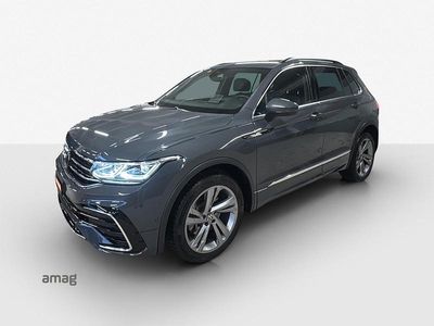 Delfingrau metallic Gebraucht 2023 VW Tiguan R-line SUV | CHF 37’500 (Fairer Preis)