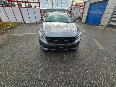 Gebraucht 2016 Mercedes CLA180 Shooting Brake AMG line Kombi | CHF 12’500
