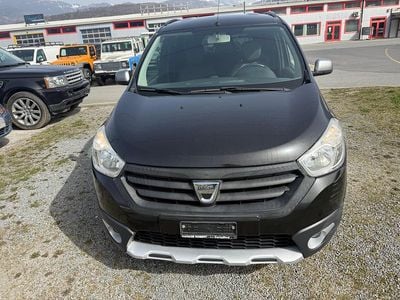 Gebraucht Dacia Lodgy Stepway 115 PS (84 kW) 2016 Van / Kleinbus