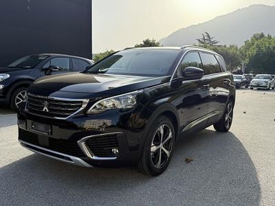 Gebraucht 2019 Peugeot 5008 Active Van / Kleinbus | CHF 21’300 (Etwas zu teuer)