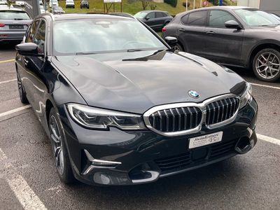 Gebraucht 2020 BMW 320e Luxury Line Kombi | CHF 25’500