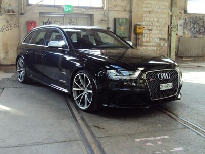 gebraucht Audi RS4 Avant 4.2 FSI V8 quattro S-tronic