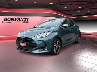 Anthrazit Neu 2025 Toyota Yaris Hybrid Trend Limousine | CHF 28’340 (Etwas zu teuer)