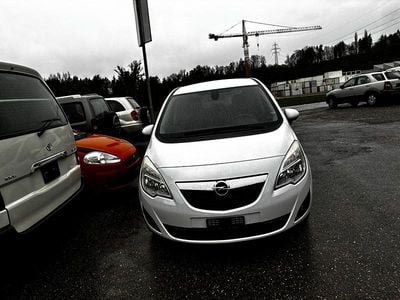 Gebraucht Opel Meriva Edition 140 PS (102 kW) 2012 Van / Kleinbus