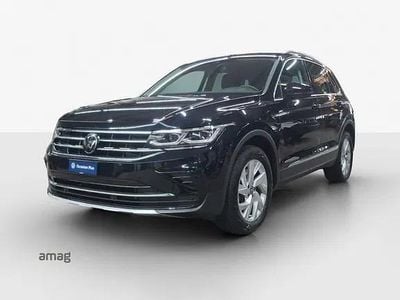 Deepblack perleffekt Gebraucht 2023 VW Tiguan Elegance SUV | CHF 34’990 (Guter Preis)