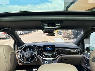 Gebraucht 2023 Mercedes V300 AMG Van / Kleinbus | CHF 68’900 (Fairer Preis)