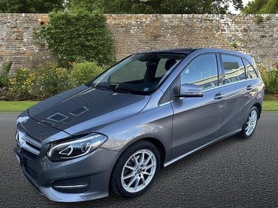 Gebraucht Mercedes B220 Urban 184 PS (135 kW) 2017 Van / Kleinbus