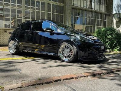 Gebraucht 2016 Peugeot 208 GTi Kleinwagen | CHF 10’000 (Fairer Preis)