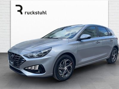 gebraucht Hyundai i30 1.5 T-GDi Amplia