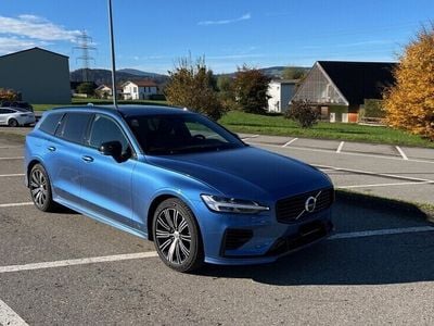 Gebraucht 2021 Volvo V60 R-Design Kombi | CHF 37’000 (Fairer Preis)