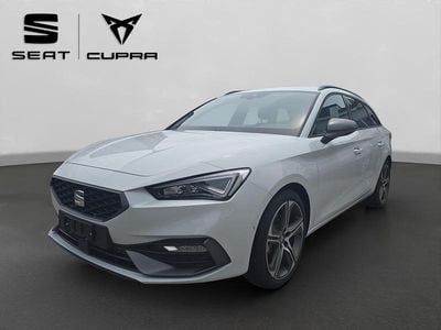 Weiss Gebraucht 2024 Seat Leon ST FR Kombi | CHF 30’500 (Fairer Preis)