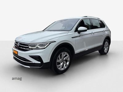 Pure white uni Gebraucht 2023 VW Tiguan Elegance SUV | CHF 39’990 (Fairer Preis)