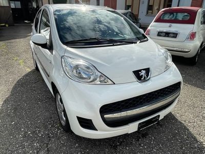 gebraucht Peugeot 107 1.0 Trendy