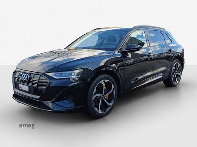 Mythosschwarz metallic Gebraucht 2021 Audi e-tron Black Edition SUV | CHF 36’900 (Etwas zu teuer)