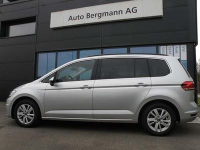 Gebraucht 2024 VW Touran Comfortline Van / Kleinbus | CHF 39’950