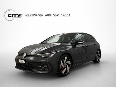 Grau Gebraucht 2024 VW Golf VIII Style Limousine | CHF 33’900 (Superpreis)