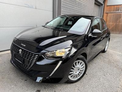 Gebraucht 2022 Peugeot 208 Allure Kleinwagen | CHF 14’999 (Guter Preis)