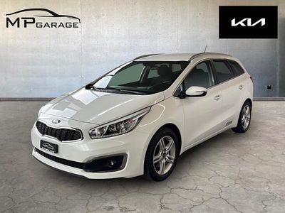 Weiss Gebraucht 2017 Kia Ceed Sportswagon Kombi | CHF 9’900 (Fairer Preis)