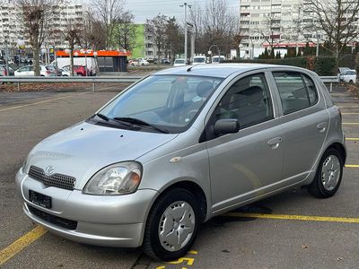 Gebraucht 2001 Toyota Yaris Sol | CHF 3’800 (Teuer)