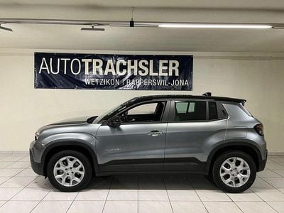 Grau Gebraucht 2024 Jeep Avenger EV Altitude SUV | CHF 27’900 (Superpreis)