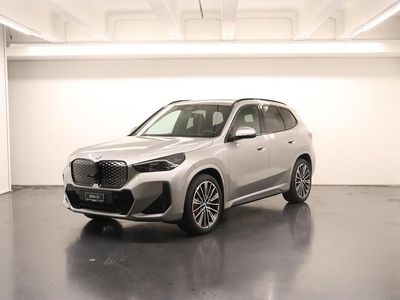 Grau Neu 2025 BMW iX1 Comfort Edition SUV | CHF 67’500 (Etwas zu teuer)