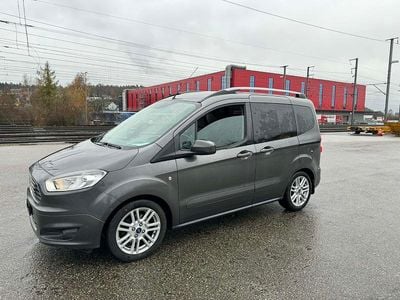 Gebraucht 2017 Ford Tourneo Courier Sport Van / Kleinbus | CHF 7’300 (Guter Preis)