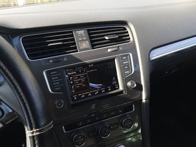 Gebraucht 2016 VW Golf Alltrack Kombi | CHF 24’850 (Teuer)